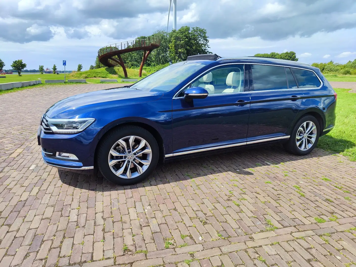 Volkswagen Passat Variant 1.4 TSI ACT (BMT) DSG Highline - 2