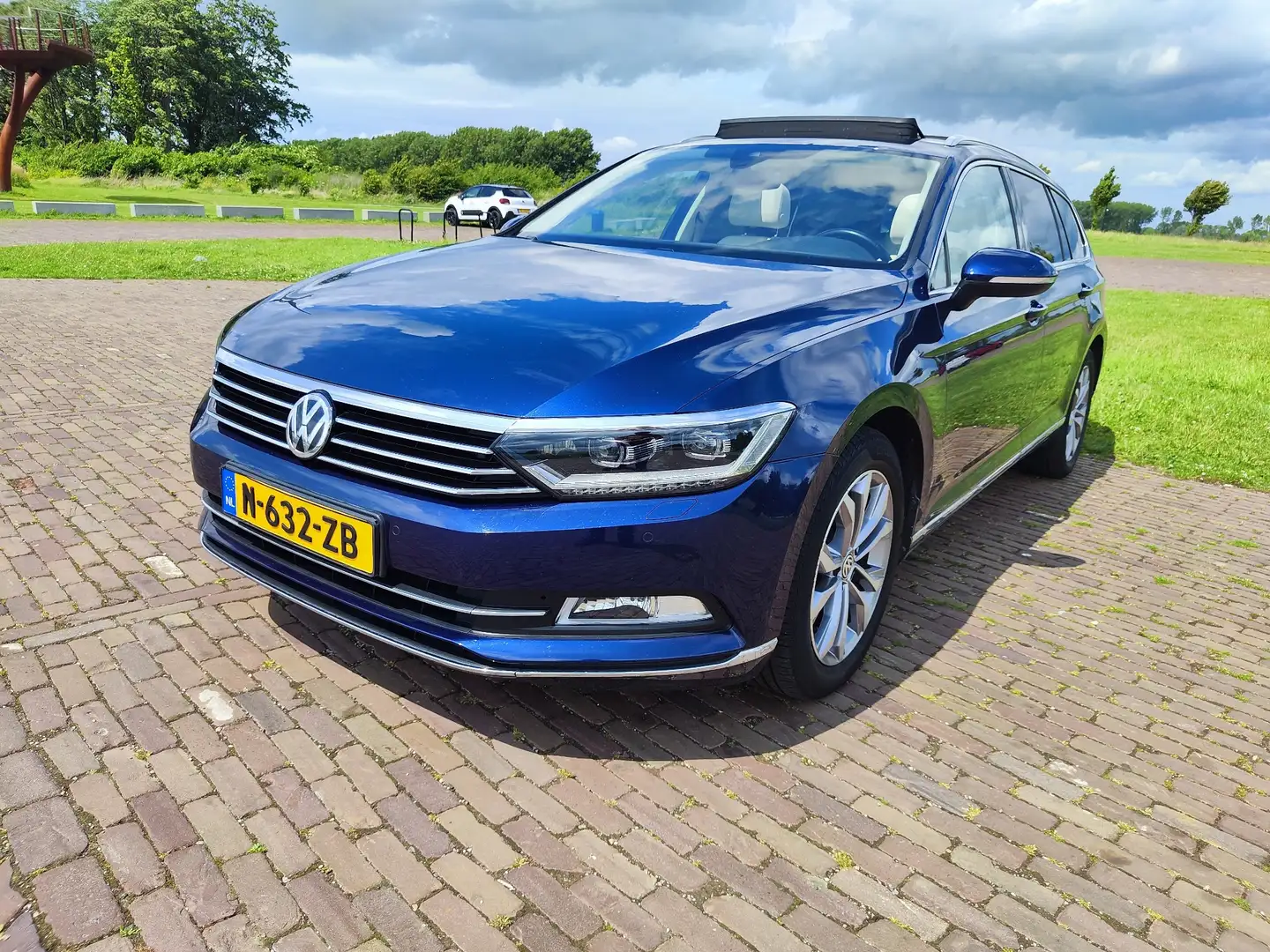 Volkswagen Passat Variant 1.4 TSI ACT (BMT) DSG Highline - 1
