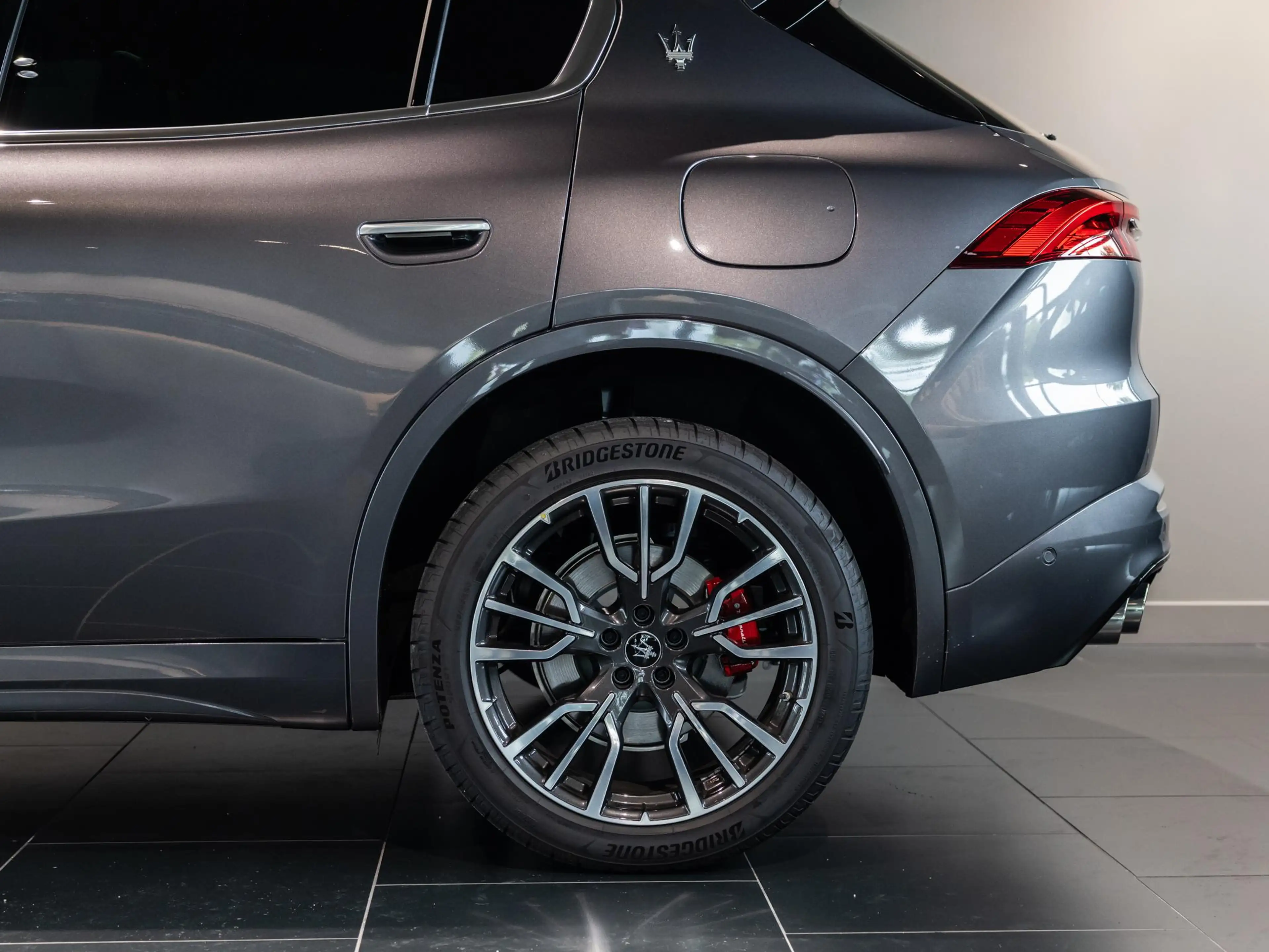 Maserati Grecale 2.0 MHEV Base — photo 10