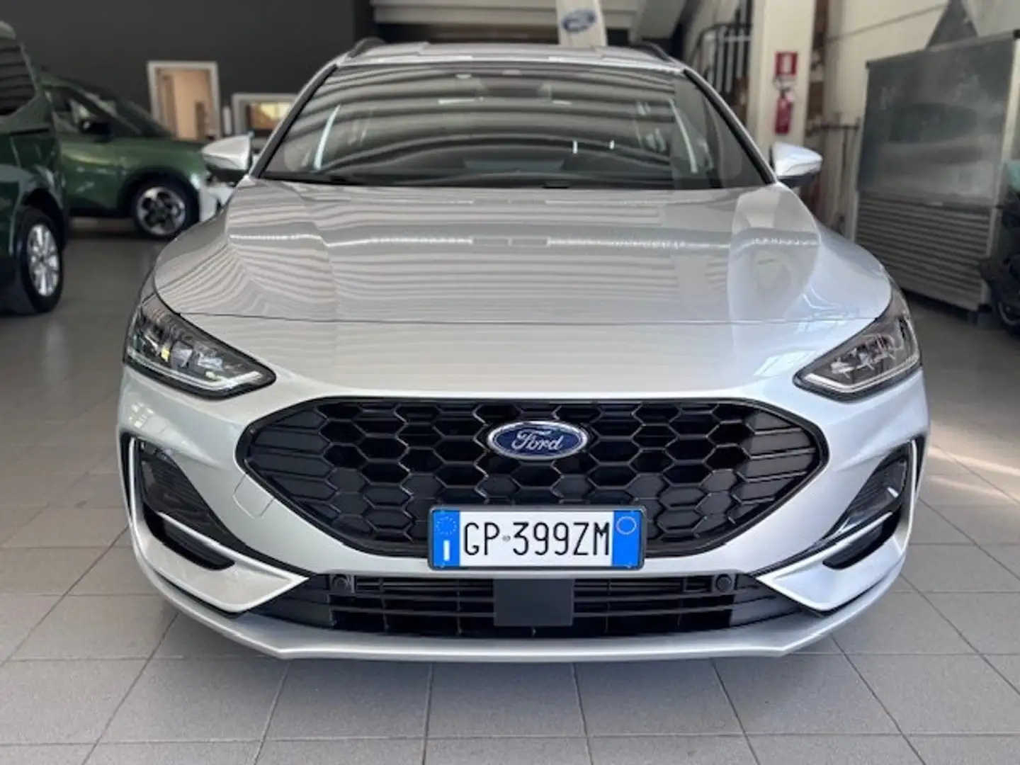 Ford Focus Focus SW 1.0 ST-Line 125cv powershift hybrid Argent - 1