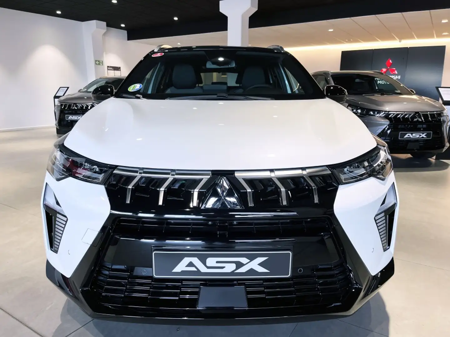 Mitsubishi ASX Todoterreno Automático de 5 Puertas Blanco - 2