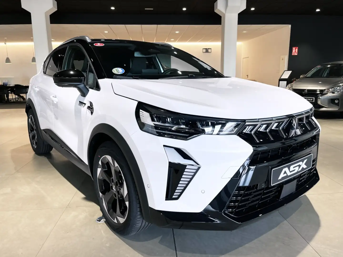 Mitsubishi ASX Todoterreno Automático de 5 Puertas Blanco - 1