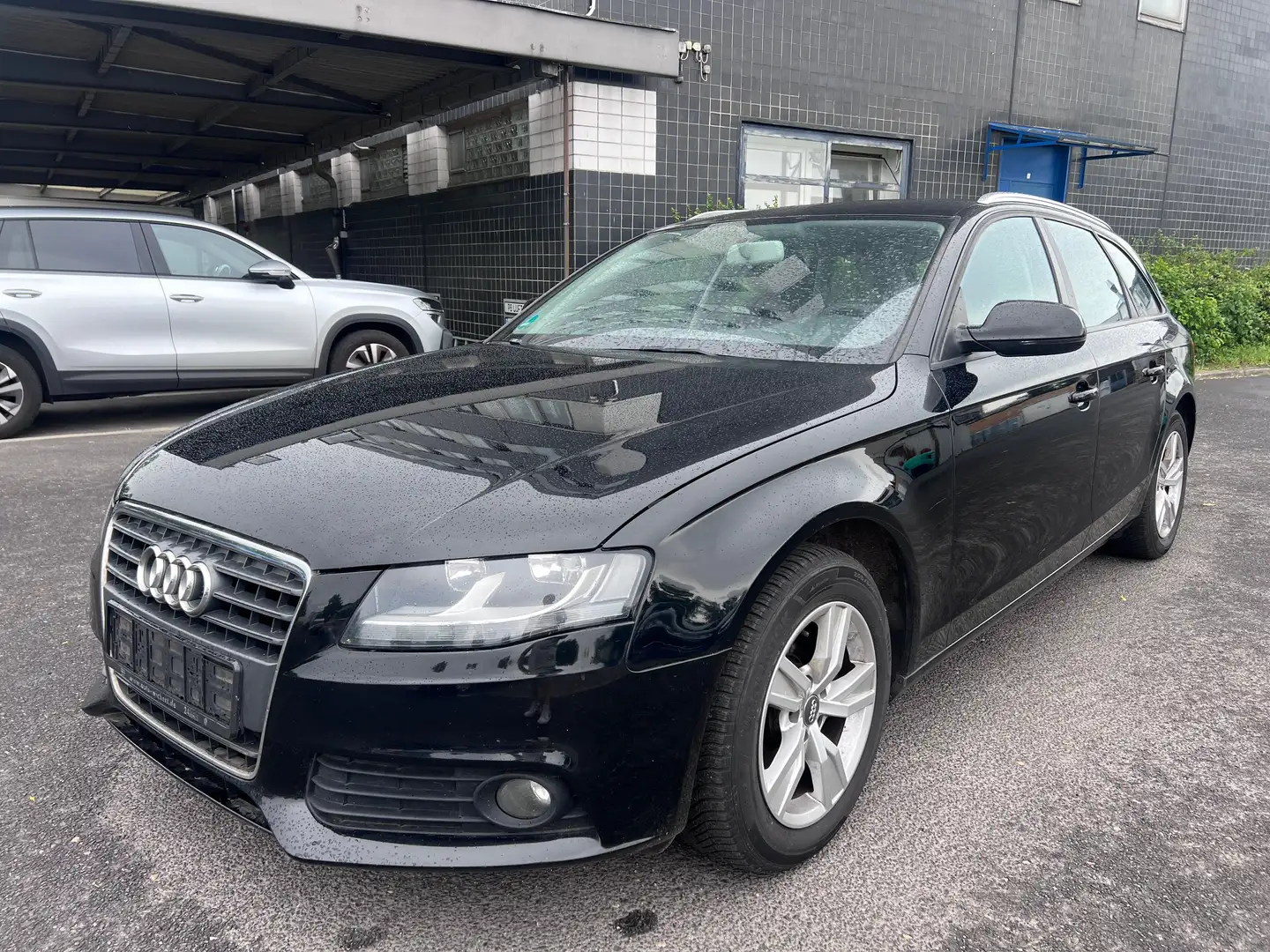 Audi A4 1.8T Klimaauto Nebel el.Fenster Zahnriehmen NEU Noir - 1