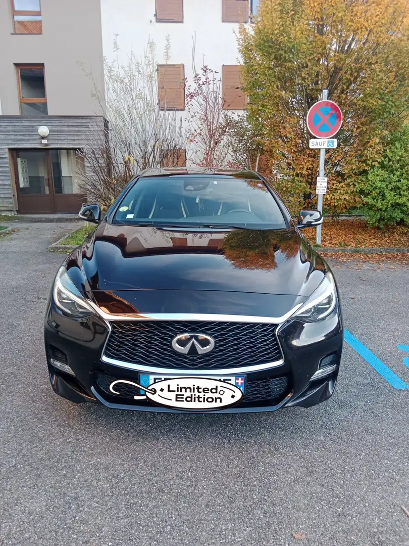 Infiniti Q30 2.2d 7DCT Sport awd - 1