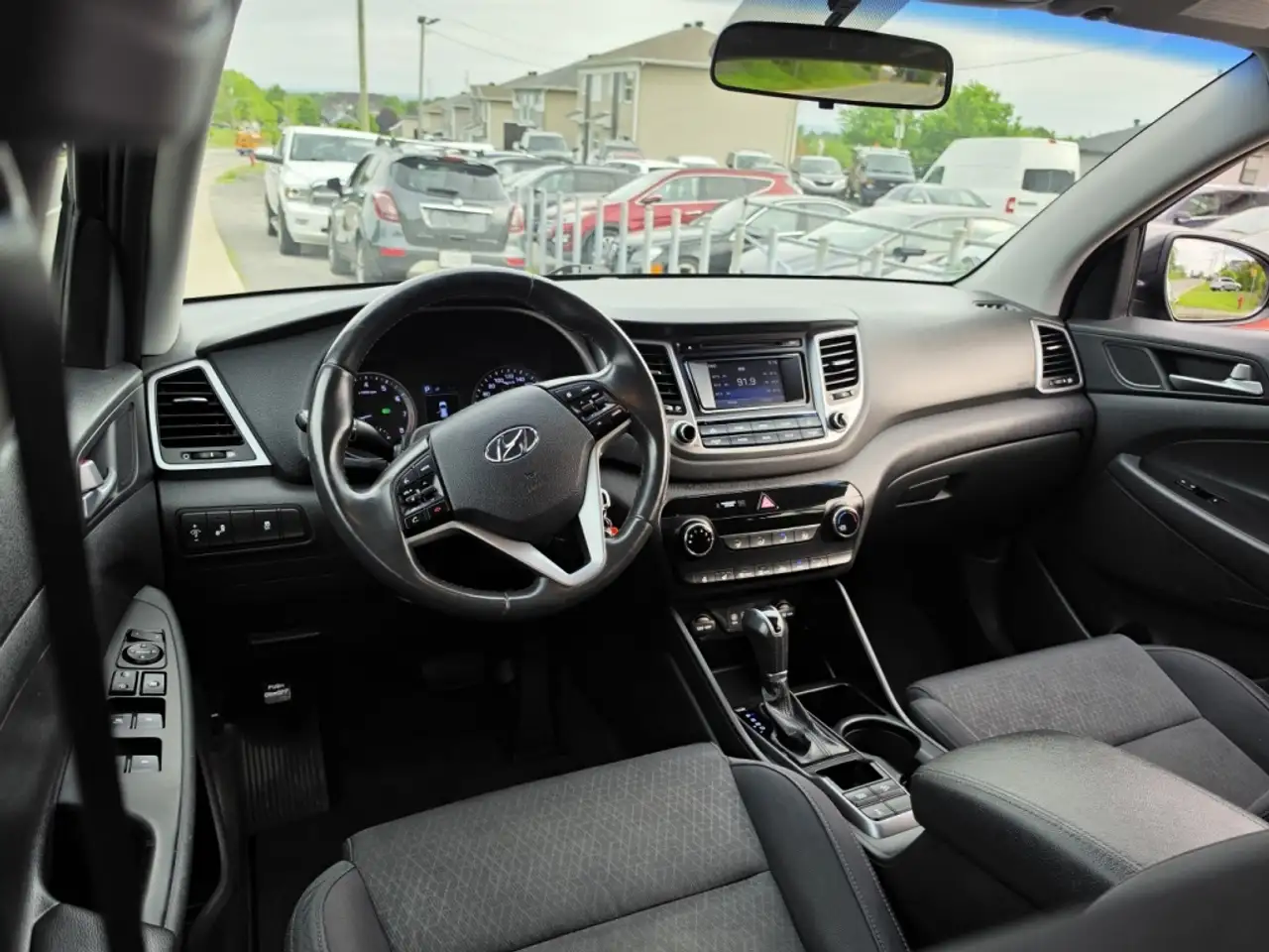 Hyundai TUCSON снимка Hyundai TUCSON