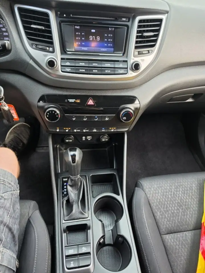 Hyundai TUCSON снимка Hyundai TUCSON
