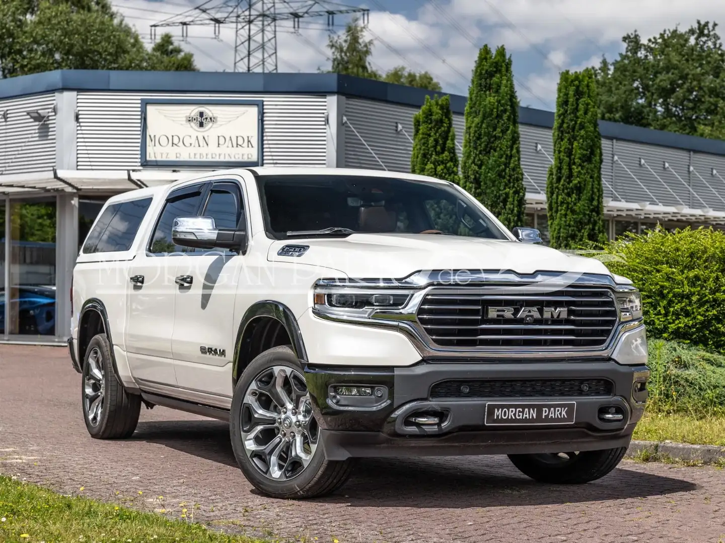 Dodge RAM 1500 Limited Longhorn Schwarz - 1