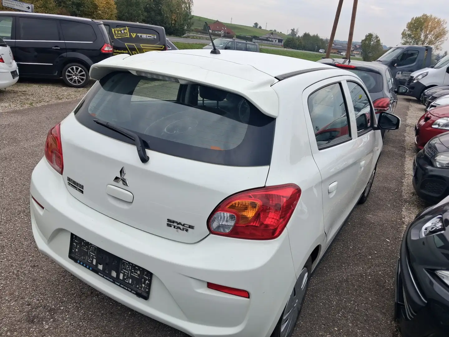 Mitsubishi Space Star Export oder Händler - 2