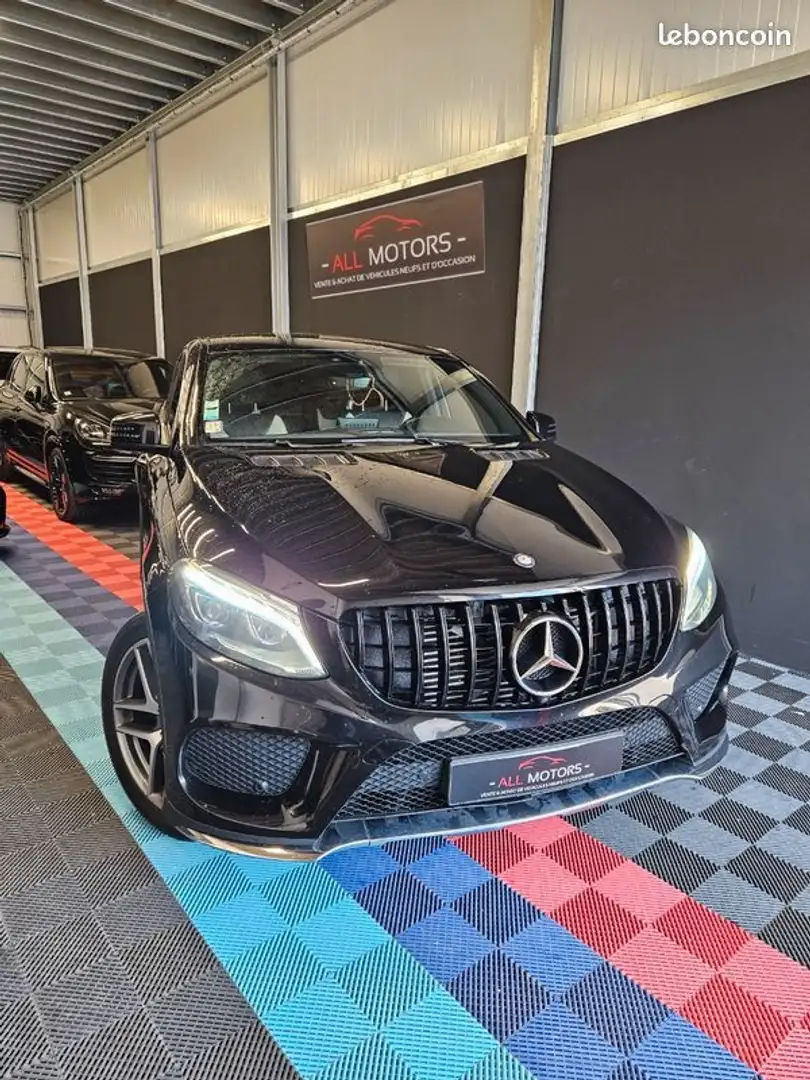 Mercedes-Benz GLE 350 Mercedes 350d 4 matic 258ch boite automatique Noir - 1