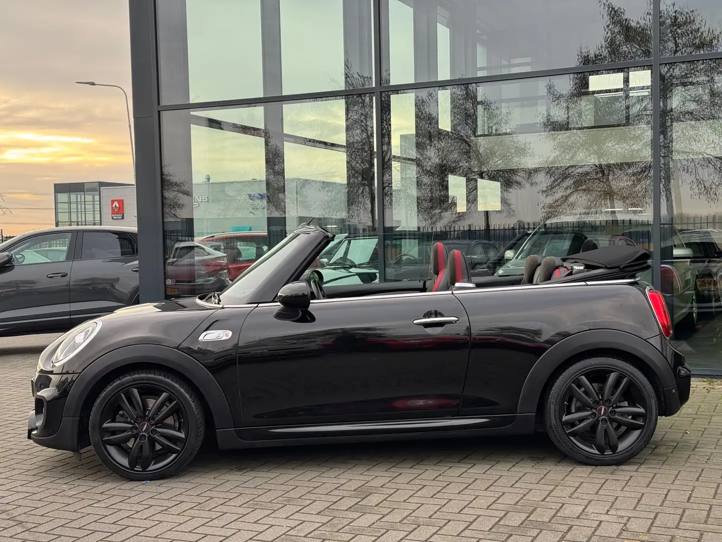 MINI Cooper S Cabrio Mini 2.0 Chili * JCW Pakket * Harman/Kardon * Stoe Noir - 2
