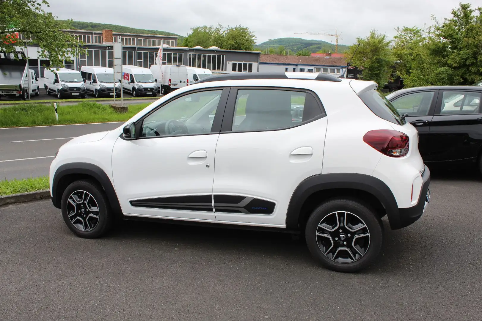Dacia Spring Electric Comfort Plus, ELEKTRO, Navi Weiß - 2