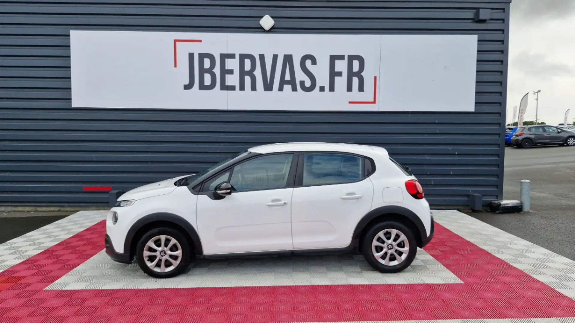 Citroen C3 SOCIETE BLUEHDI 100 SS BVM FEEL NAV Blanc - 2