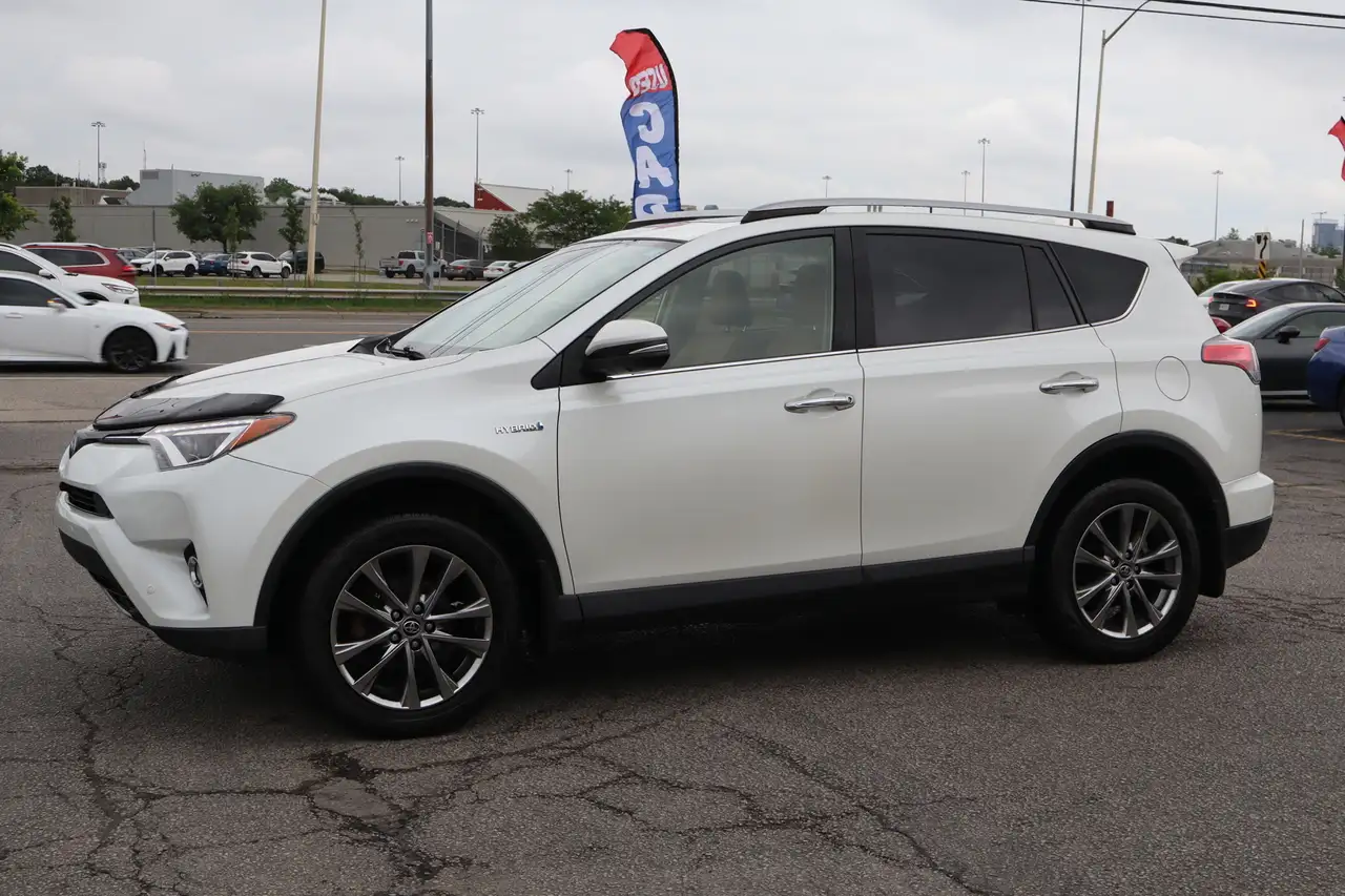 Toyota RAV 4 снимка Toyota RAV 4