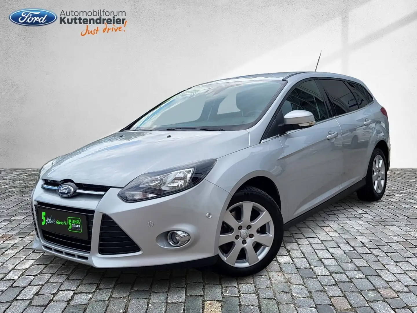Ford Focus Turnier Titanium Navi City Stop 2xPDC SHZ Argent - 1