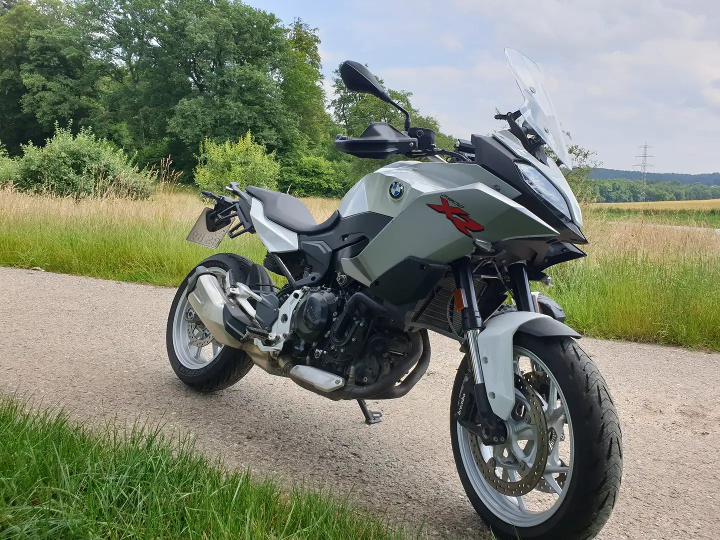 BMW F 900 XR Weiß - 2