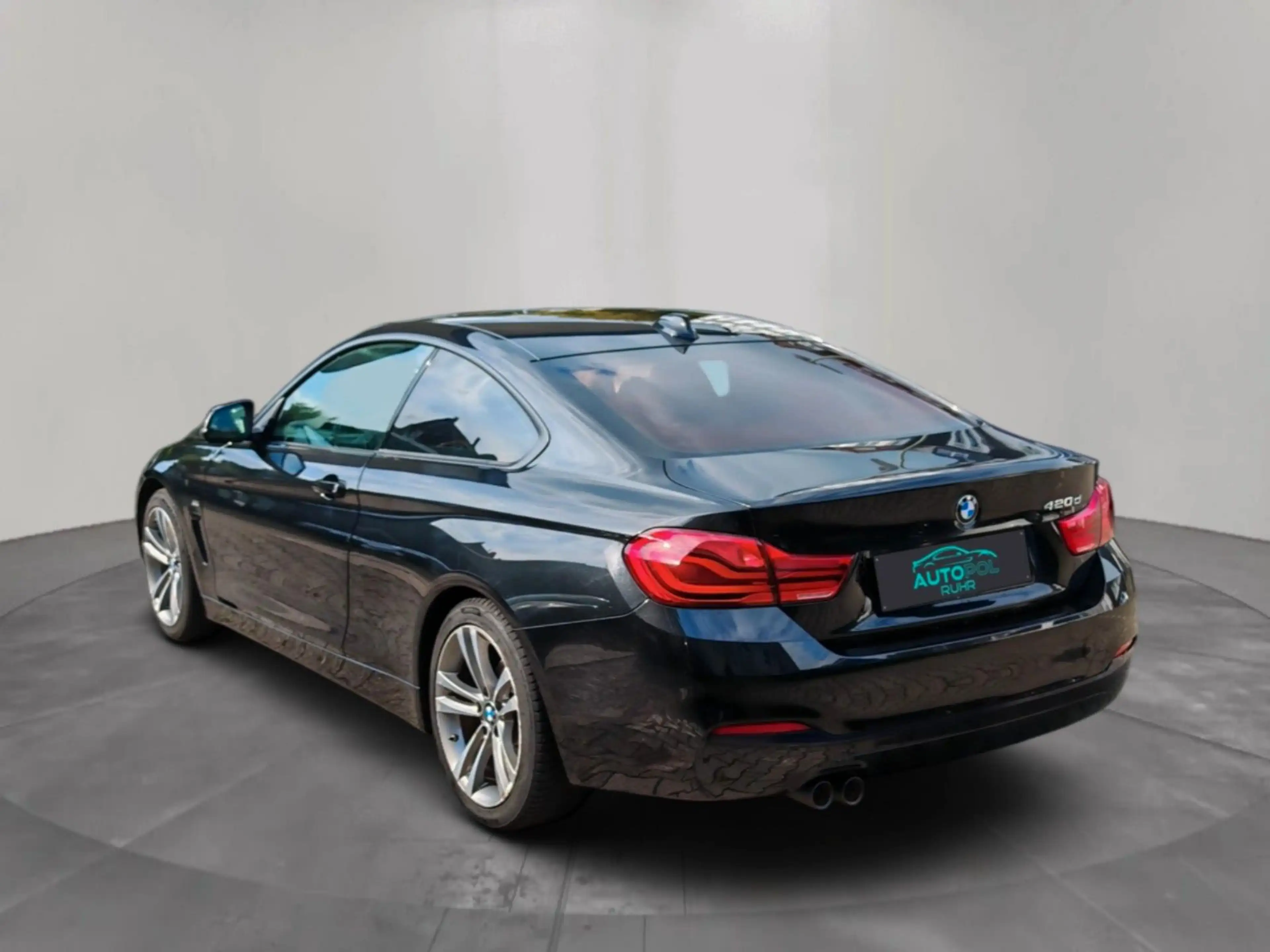 BMW 420 d Coupe Sport Line LED Leder PDC — photo 3
