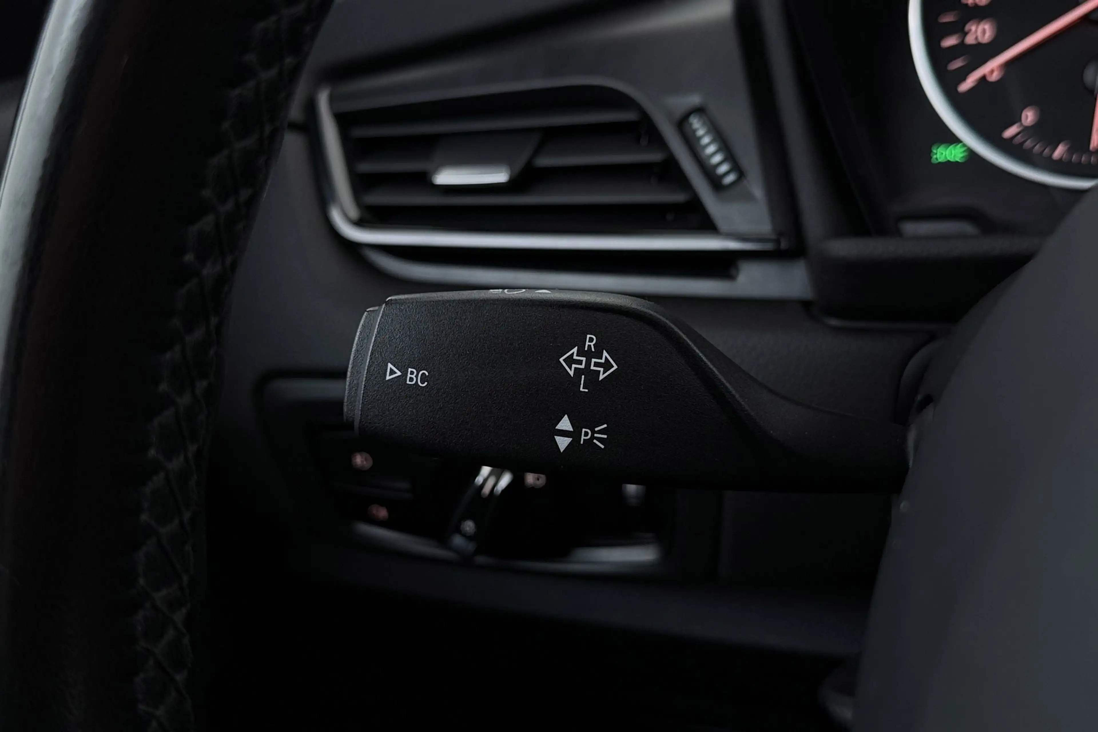 BMW 218 2-serie Active Tourer 218i Luxury | Trekhaak | Pan — photo 30