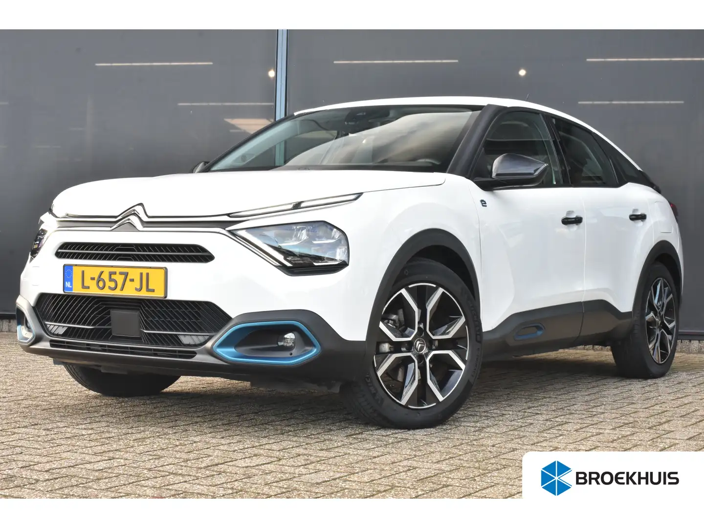 Citroen E-C4 Electric Feel 50 kWh 3 Fase 100% SOH | Navigatie | Keyless- Blanc - 1
