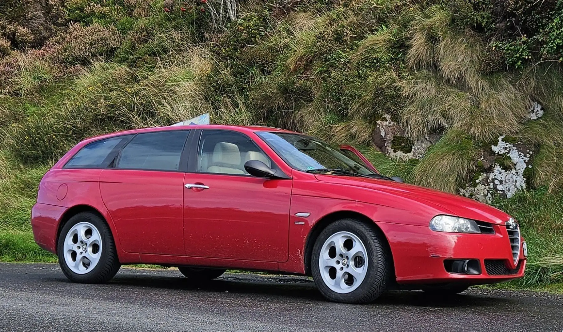 Alfa Romeo 156 Sportwagon 2.0 16V JTS Distinctive Roşu - 1