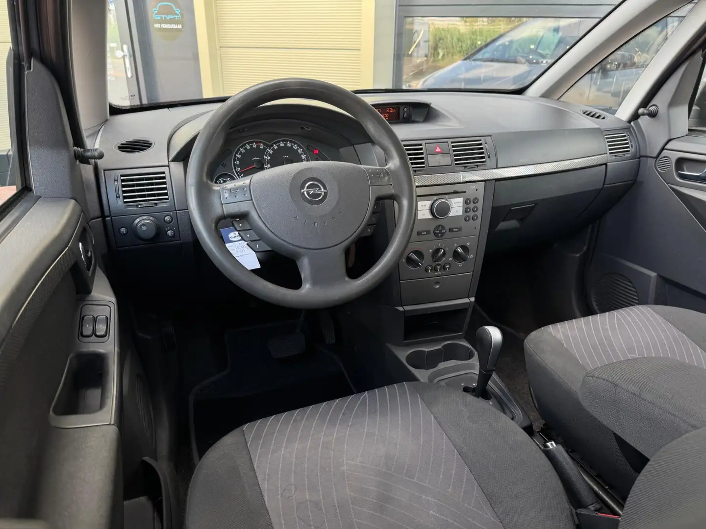 Opel Meriva 1.6-16V Enjoy|AUTOMAAT|TREKHAAK|AIRCO| Grijs - 2