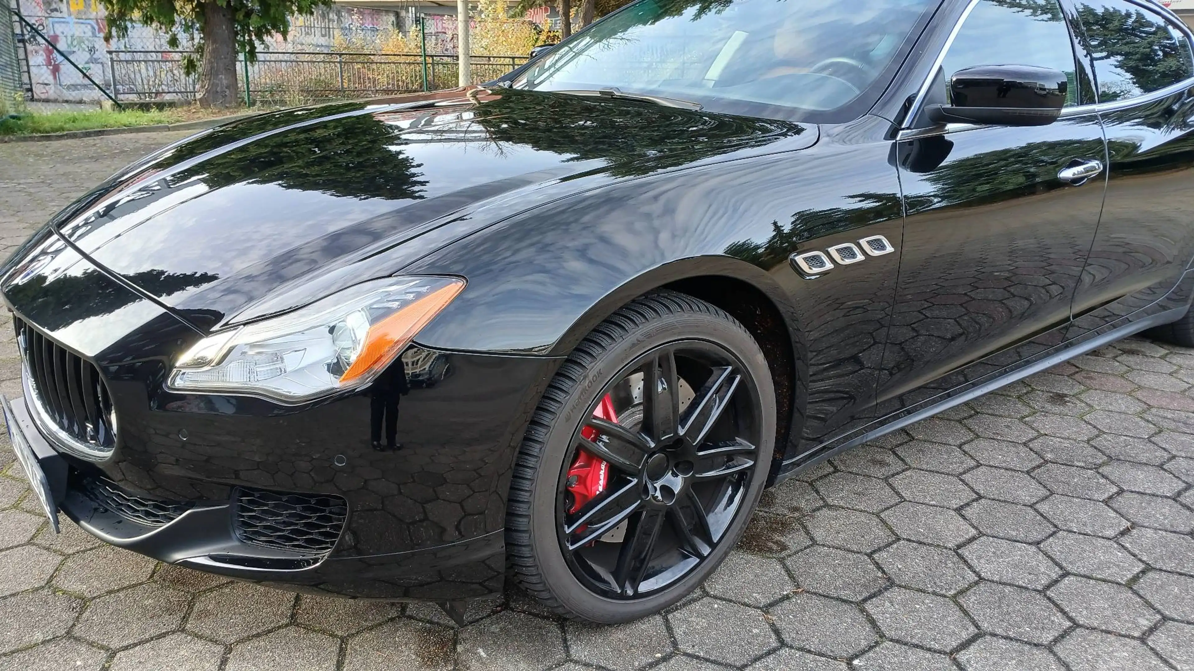 Maserati Quattroporte GTS Automatik*Ferrari-Motor*21Zoll*wenig KM* — photo 2