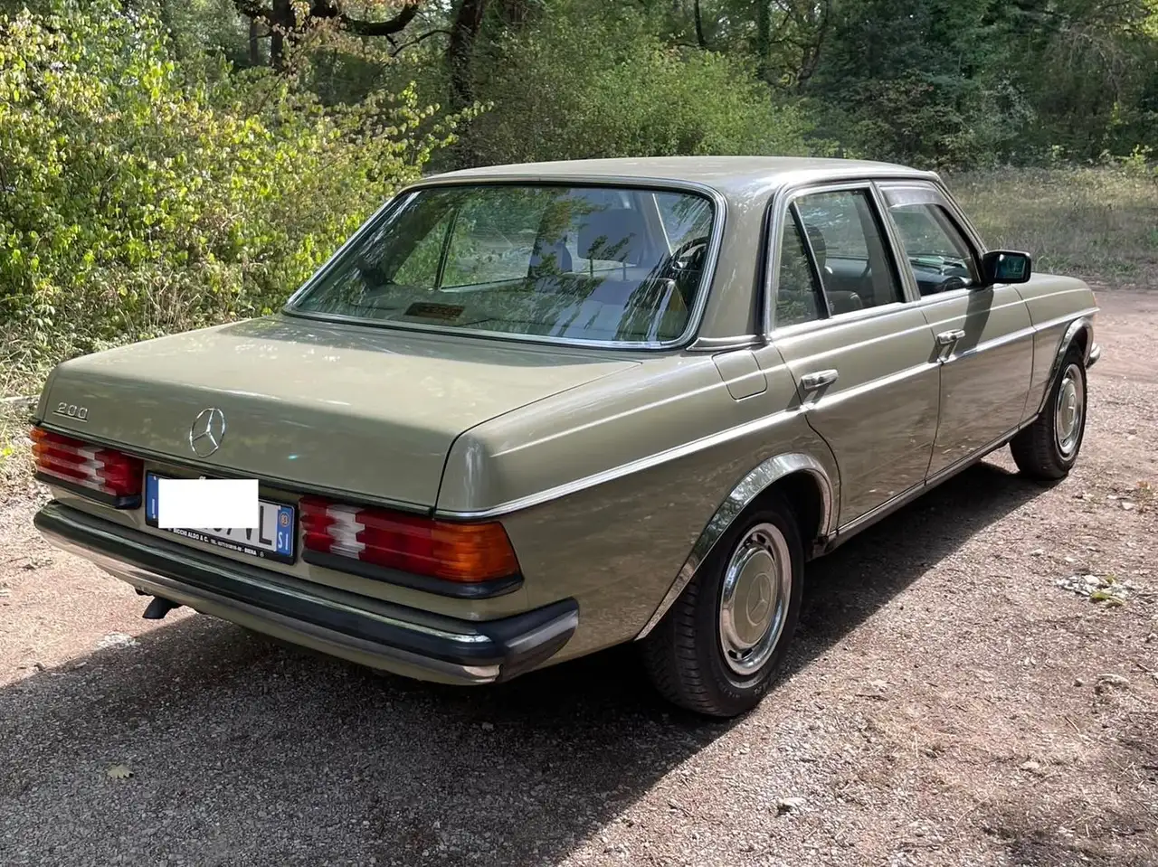Mercedes-Benz 200, foto 4
