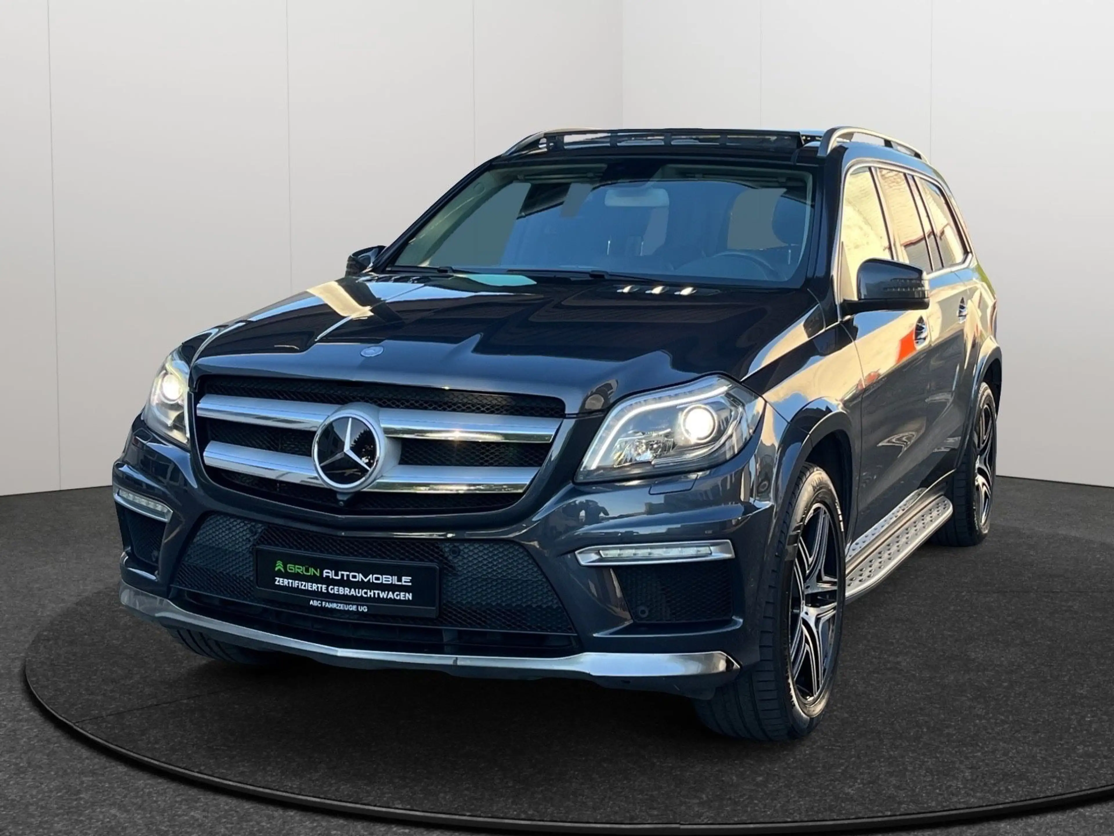 Mercedes-Benz GL 450 4-Matic AMG-Line/Pano/Leder — photo 3