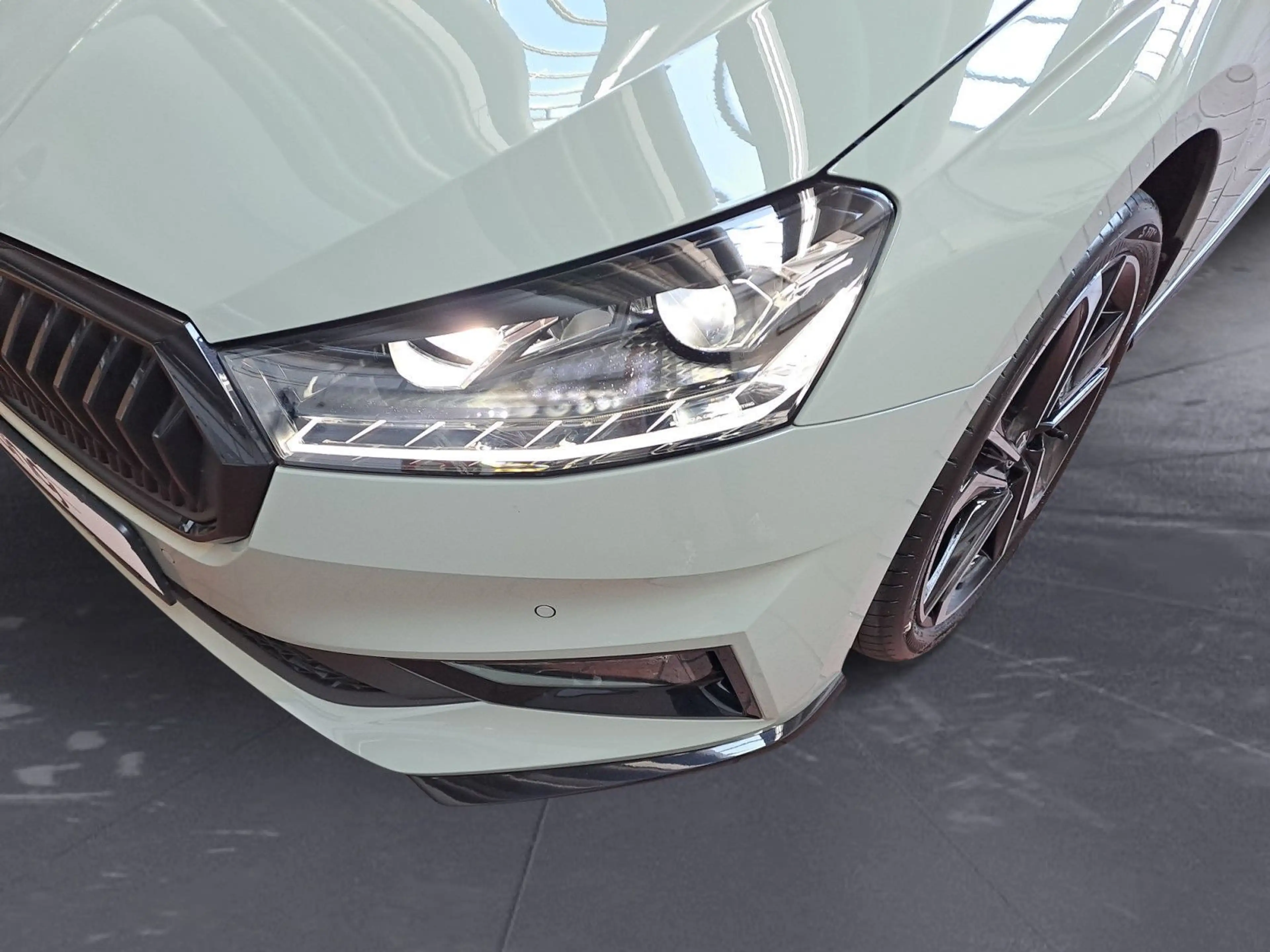 Skoda Fabia Monte Carlo 1,5 TSI  7-Gang-DSG — photo 12