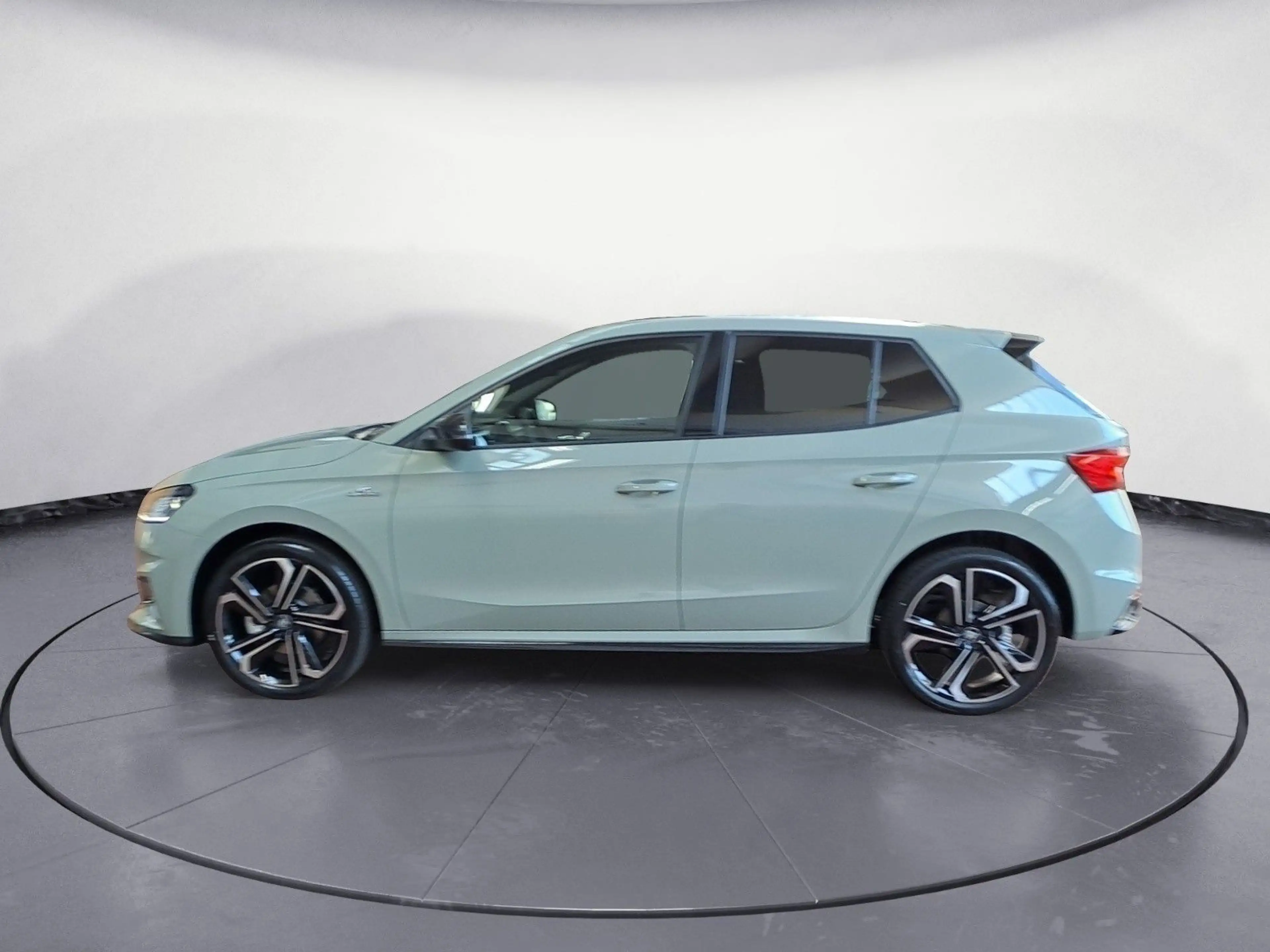 Skoda Fabia Monte Carlo 1,5 TSI  7-Gang-DSG — photo 2