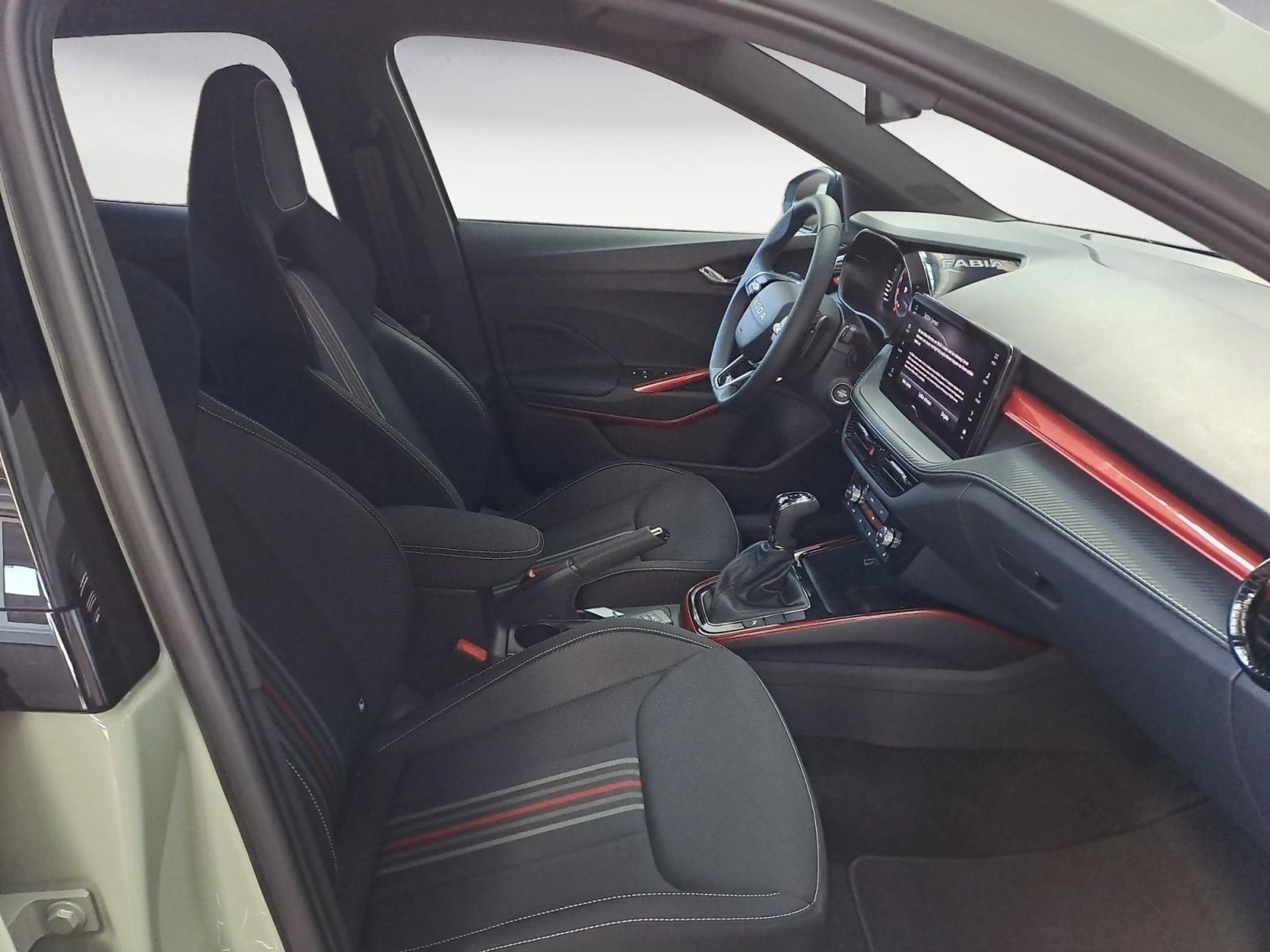 Skoda Fabia Monte Carlo 1,5 TSI  7-Gang-DSG — photo 8