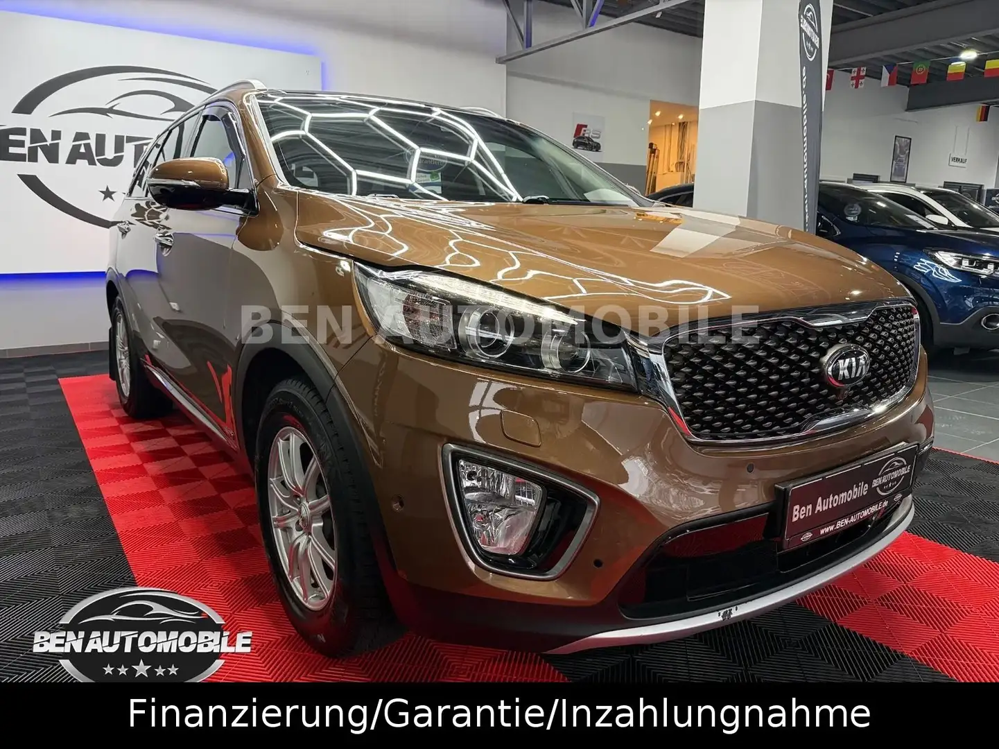 Kia Sorento Platinum Edition 4WD AHK 360* Braun - 1
