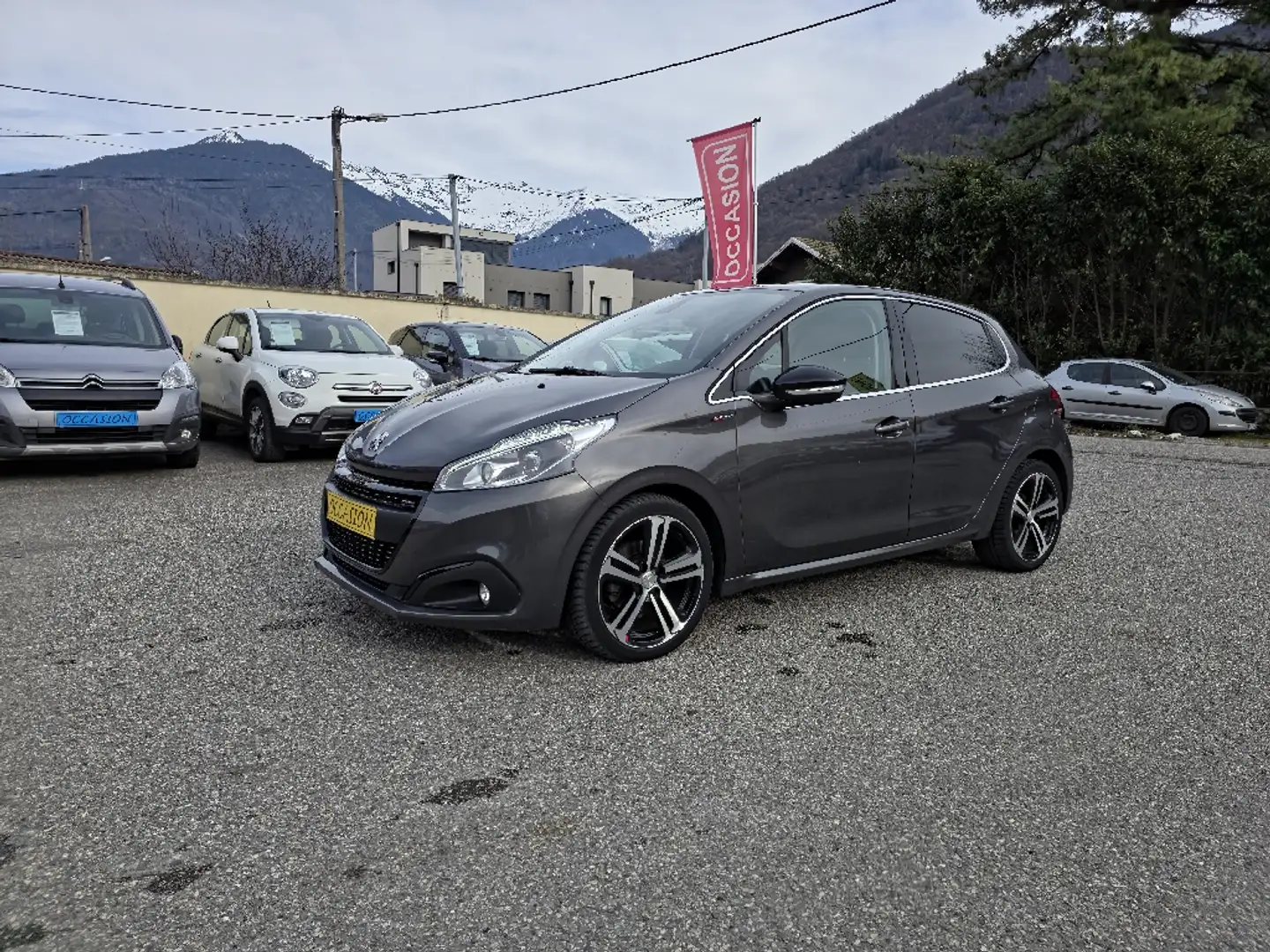 Peugeot 208 GT Line BlueHDi 100cv 2019 - 1