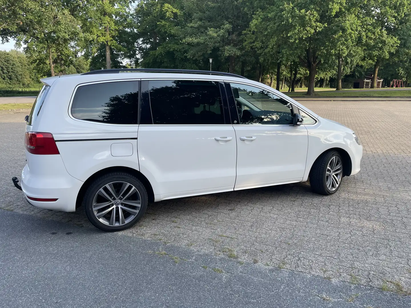 Volkswagen Sharan Match BMT Weiß - 1