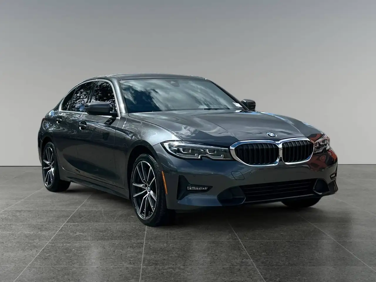 BMW 3 Series photo BMW 3 Series