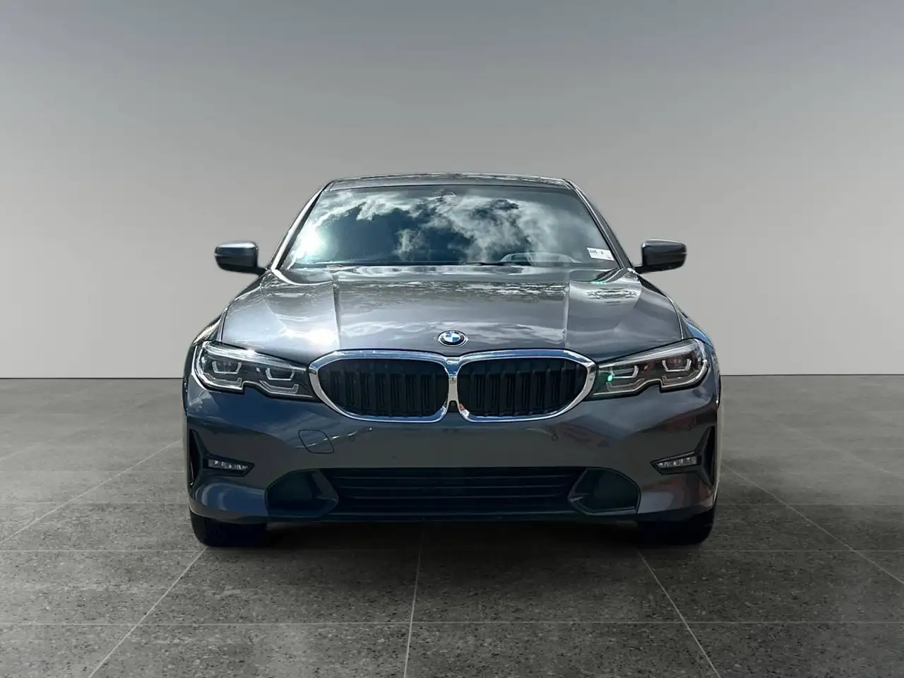 BMW 3 Series photo BMW 3 Series