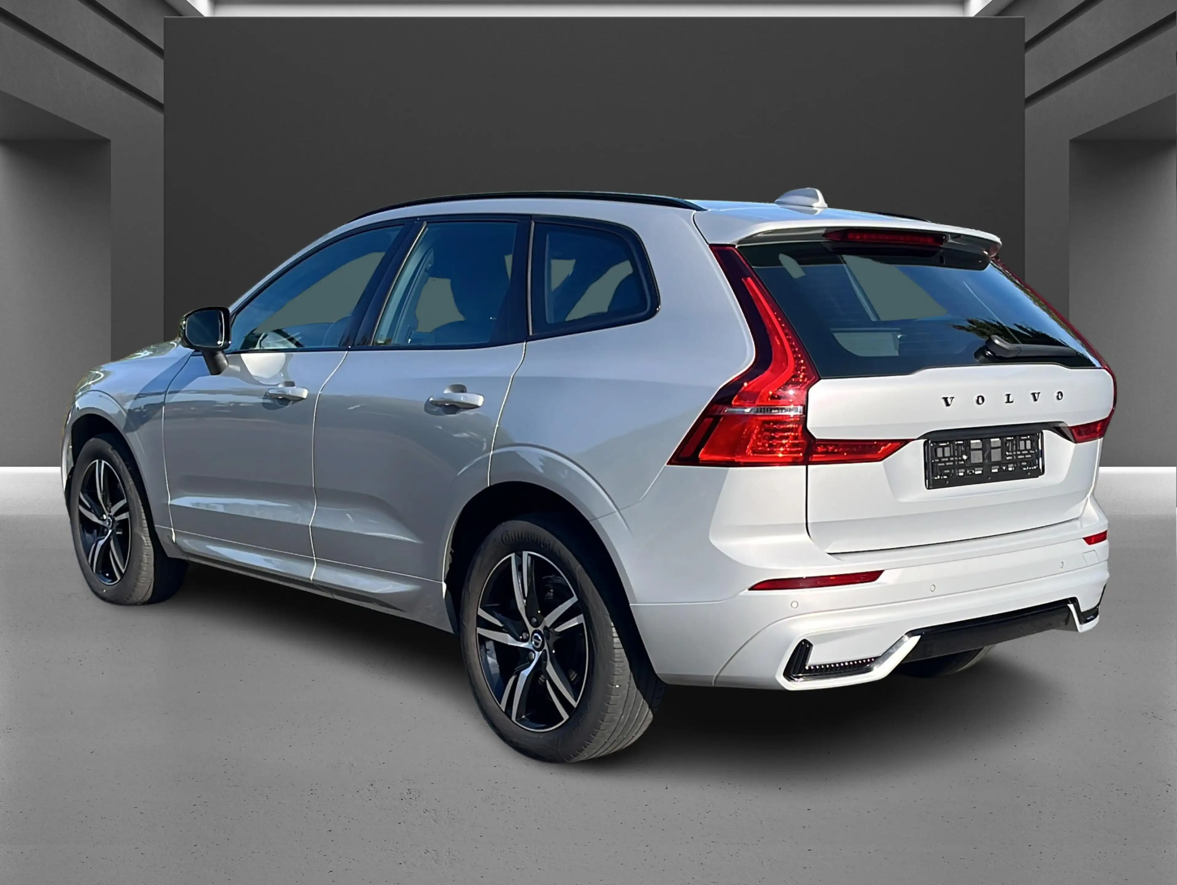 Volvo XC60 R Design 197 PS Winterpaket AHK — photo 3