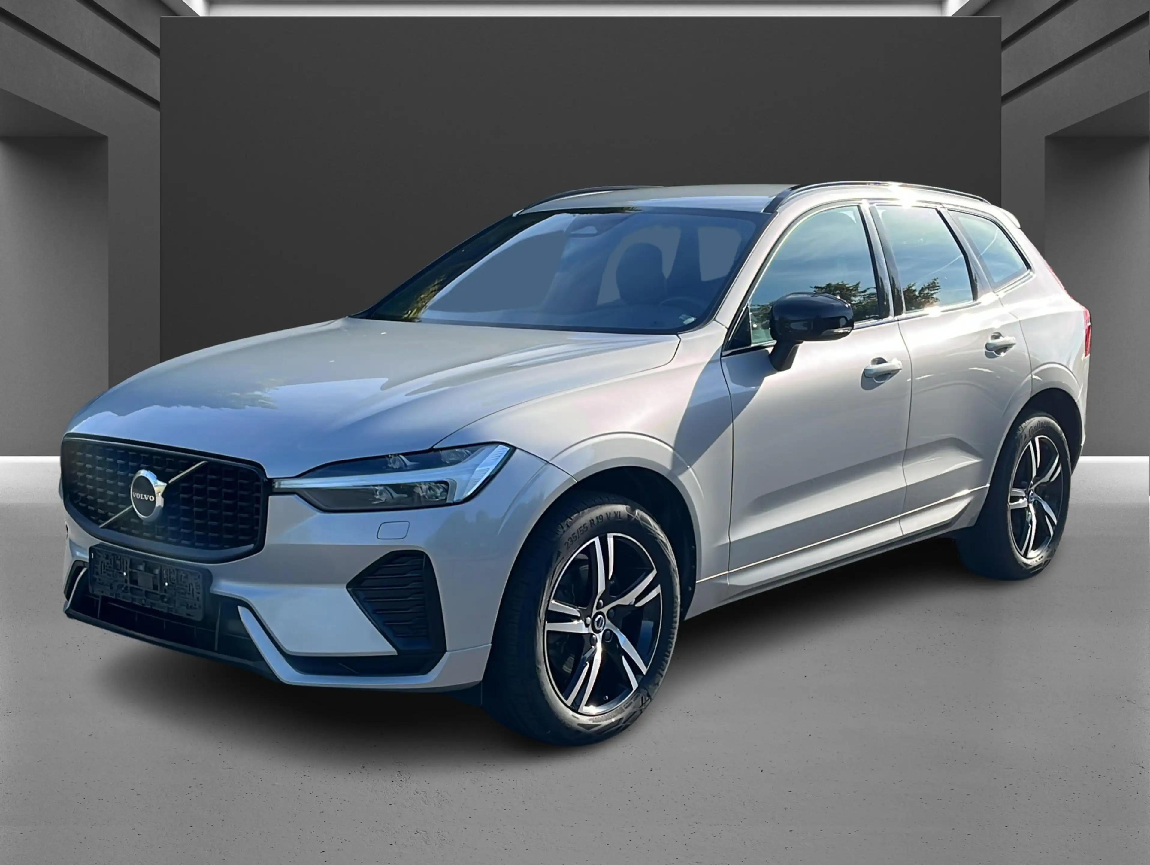 Volvo XC60 R Design 197 PS  Winterpaket  AHK