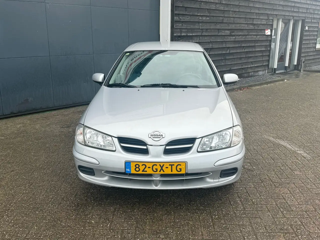 Nissan Almera 1.8 Ambience, foto 3
