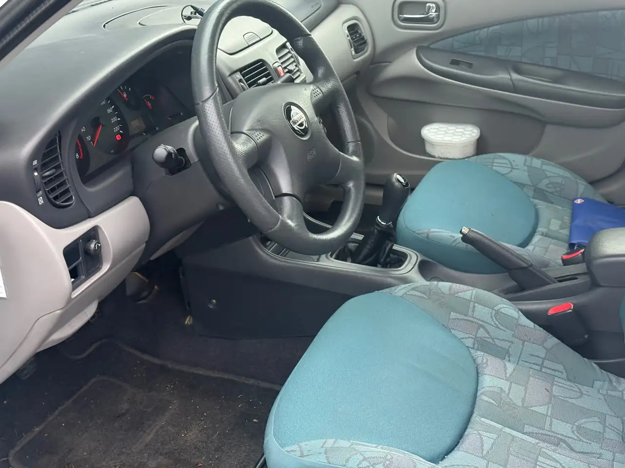 Nissan Almera 1.8 Ambience, foto 5