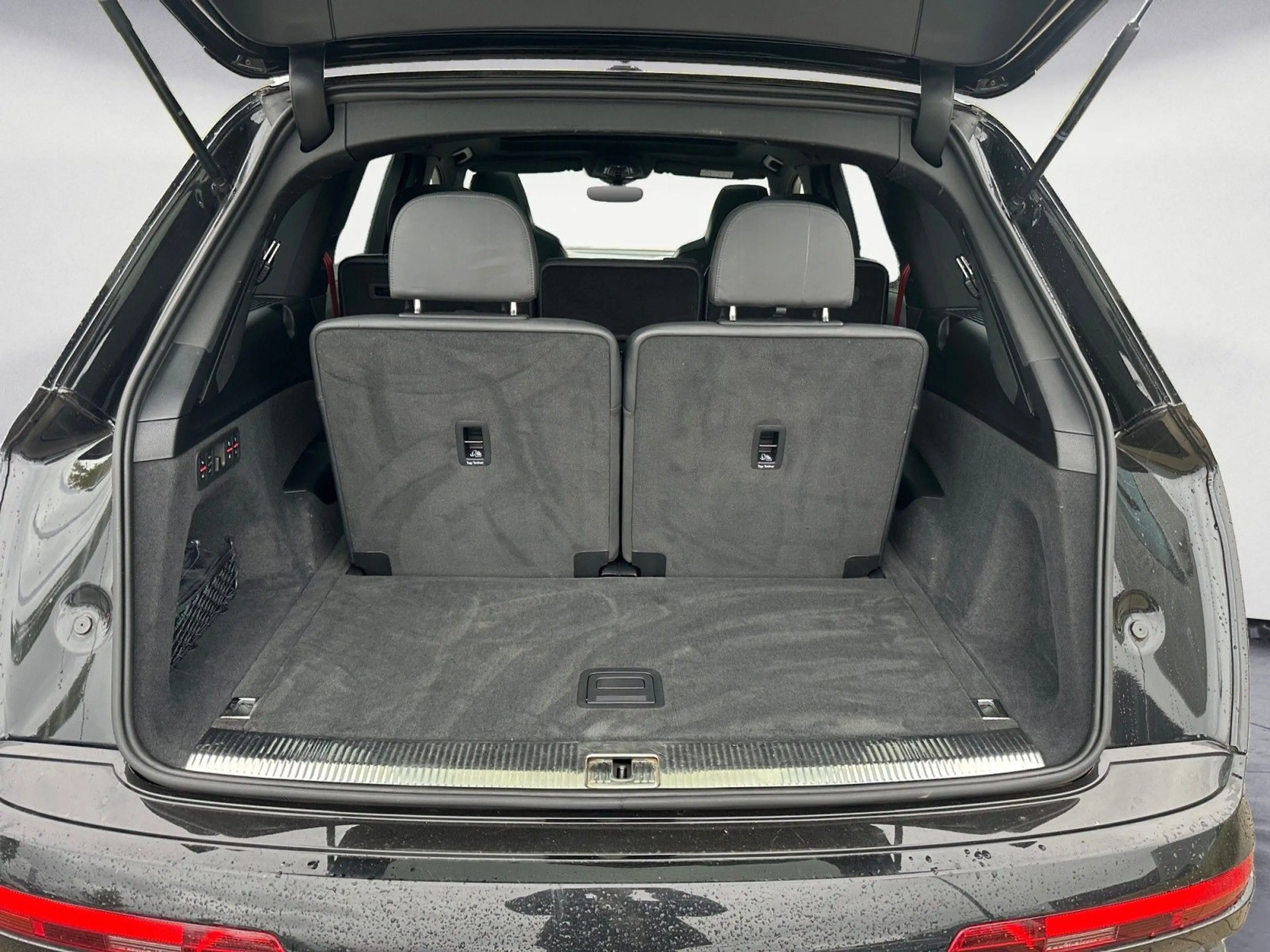 Audi SQ7 competitionPlus 7Sitzer AHK B&O Pano — photo 15