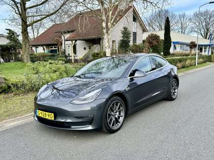 Tesla Model 3 Long Range 75 kWh Dual Motor 498PK AWD