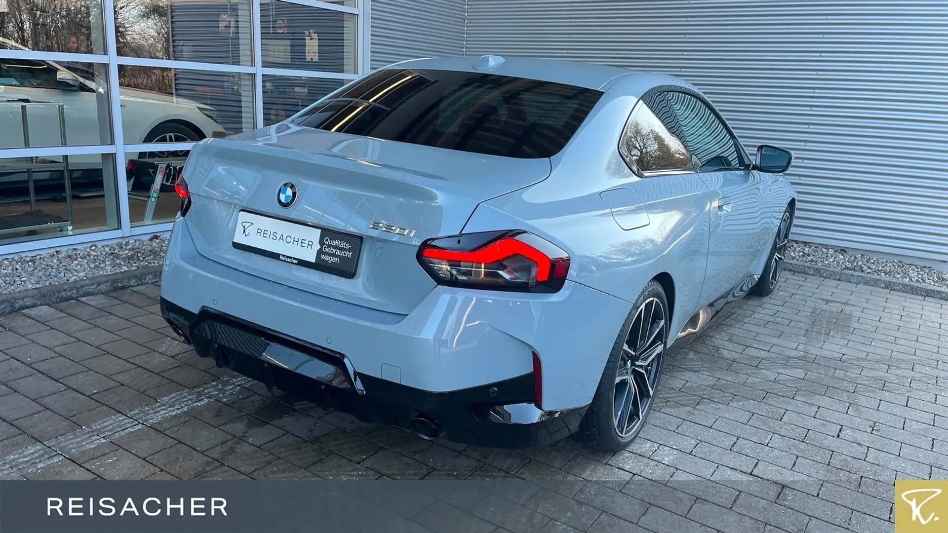 BMW 220 iA Coupé M-Sport NAVI Pano Rüka Tempo PDC Grau - 2
