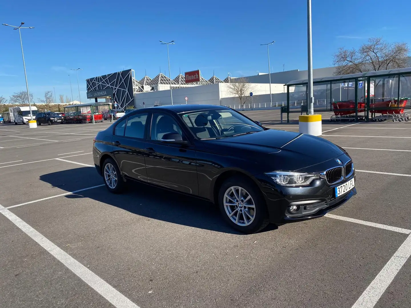 BMW 318 Fekete - 2