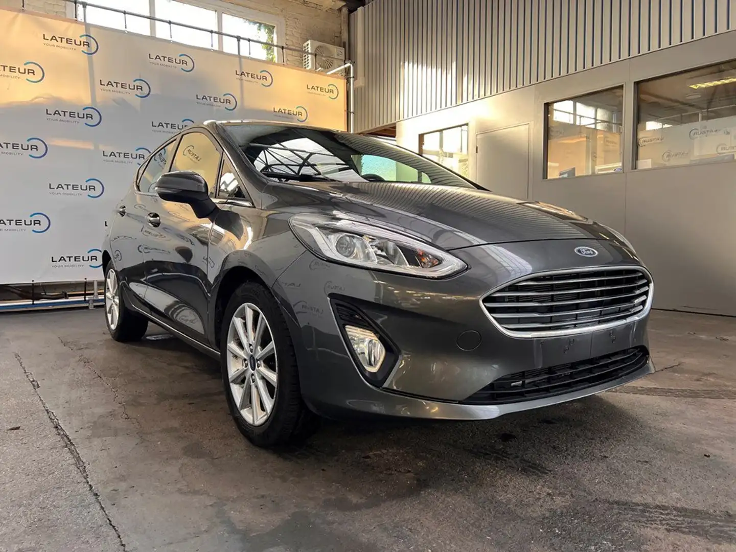 Ford Fiesta Titanium 5deurs 1.1I 85pk M5 - 1