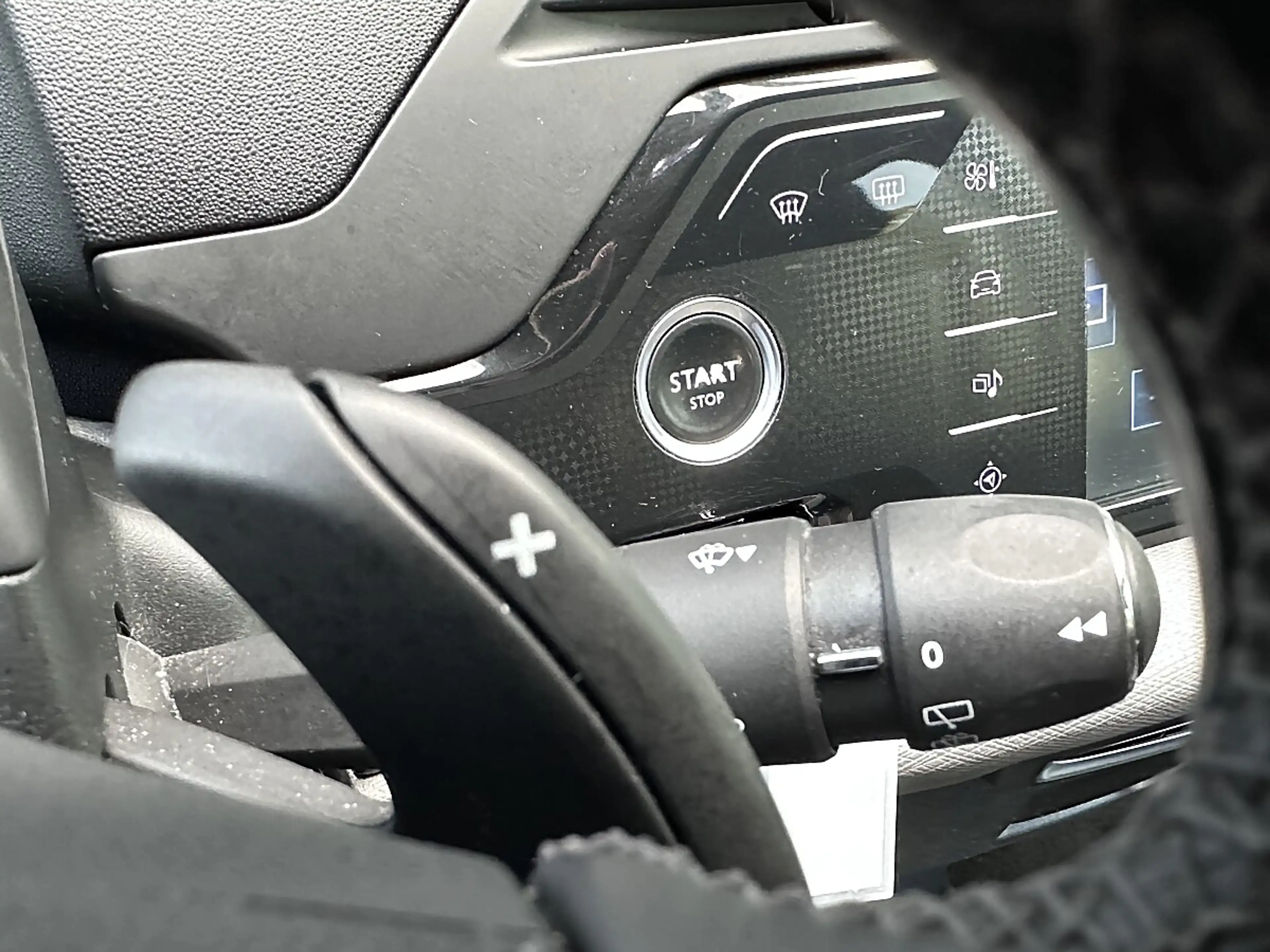 Citroen Grand C4 Picasso 1.6 e-HDi Automatik · 7-Sitzer · Navi · Rückfah... — photo 11