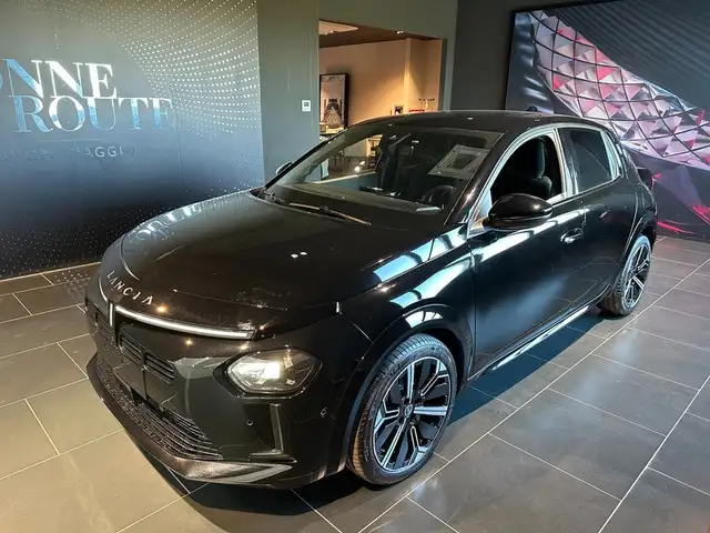 Lancia Ypsilon 1.2 mhev LX