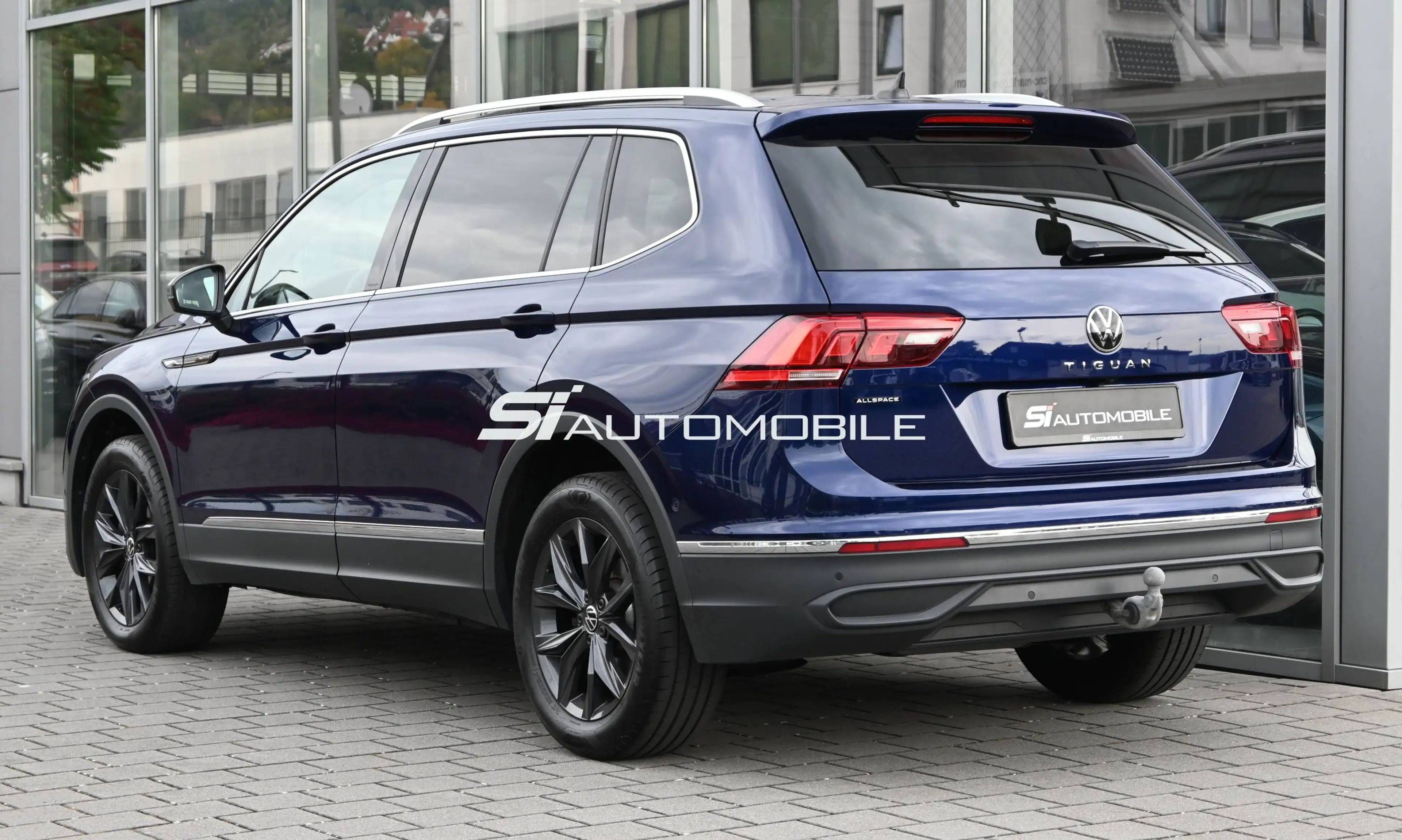 Volkswagen Tiguan Allspace Tiguan Allspace 2.0 TDI DSG Life °ACC°AHK°DCC°HUD°MASSAGE°PANO°STANDHEIZUNG°360° — photo 3
