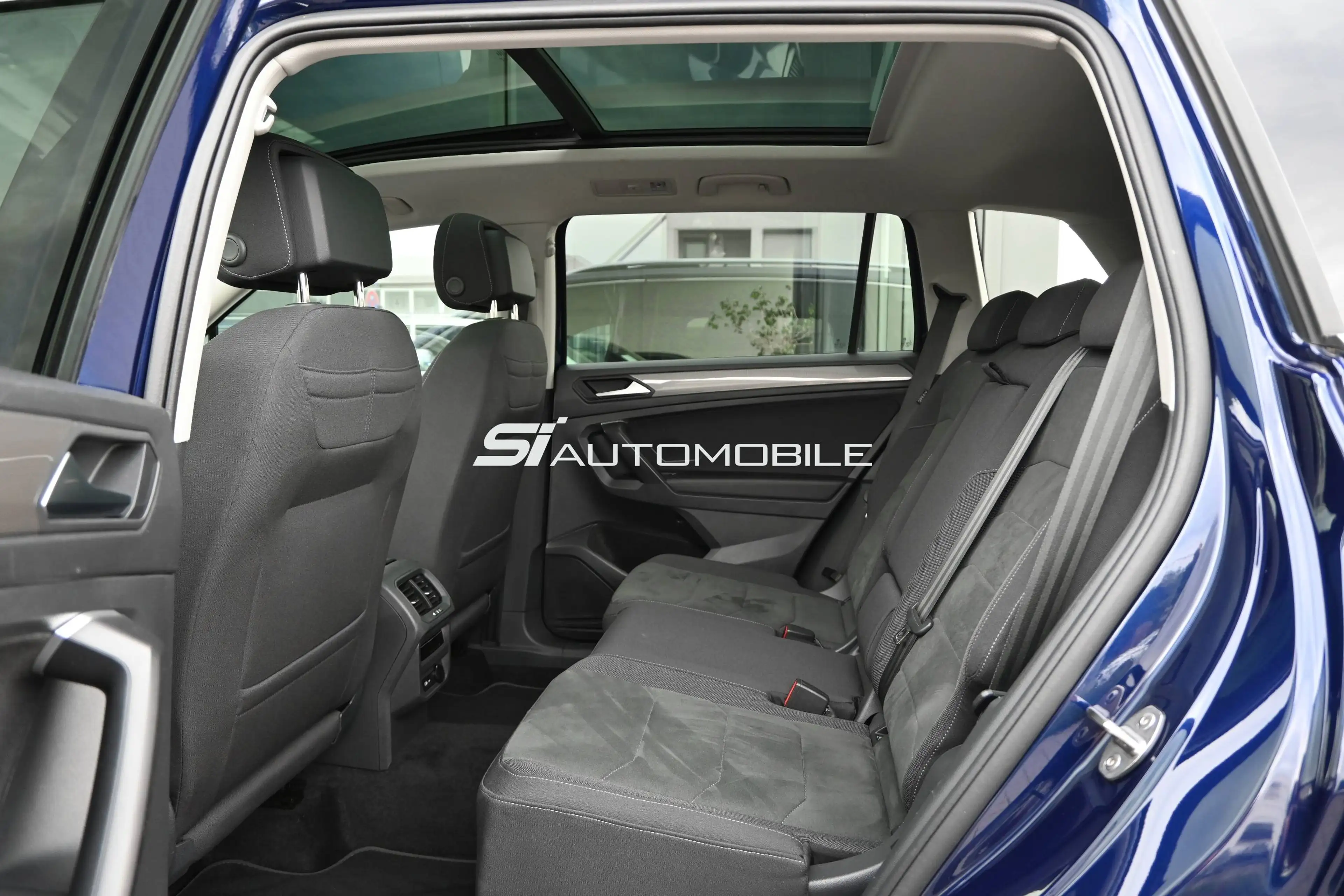 Volkswagen Tiguan Allspace Tiguan Allspace 2.0 TDI DSG Life °ACC°AHK°DCC°HUD°MASSAGE°PANO°STANDHEIZUNG°360° — photo 13