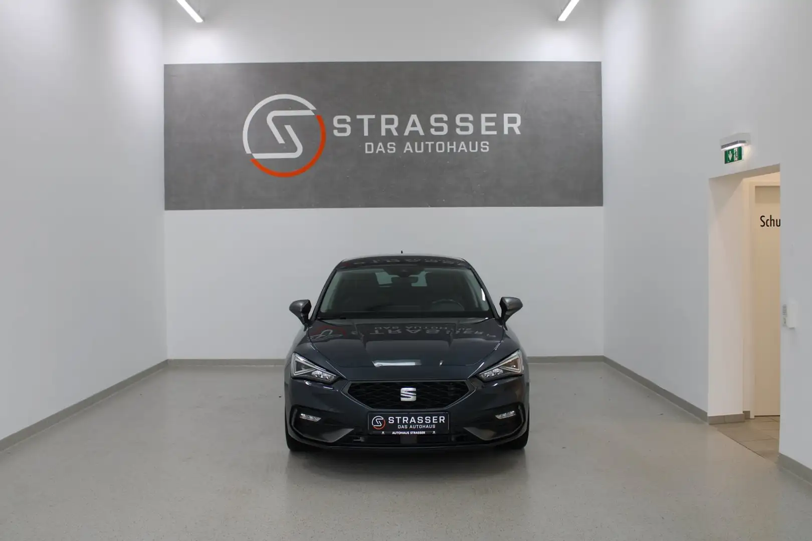 SEAT Leon FR 2.0 TDI 115 PS Grau - 2