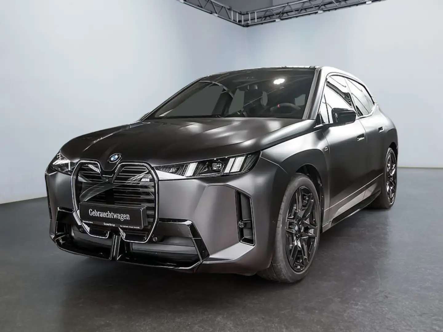 BMW iX M70x AHK Pano MwSt ausweis EU möglich nicht DE Grau - 1